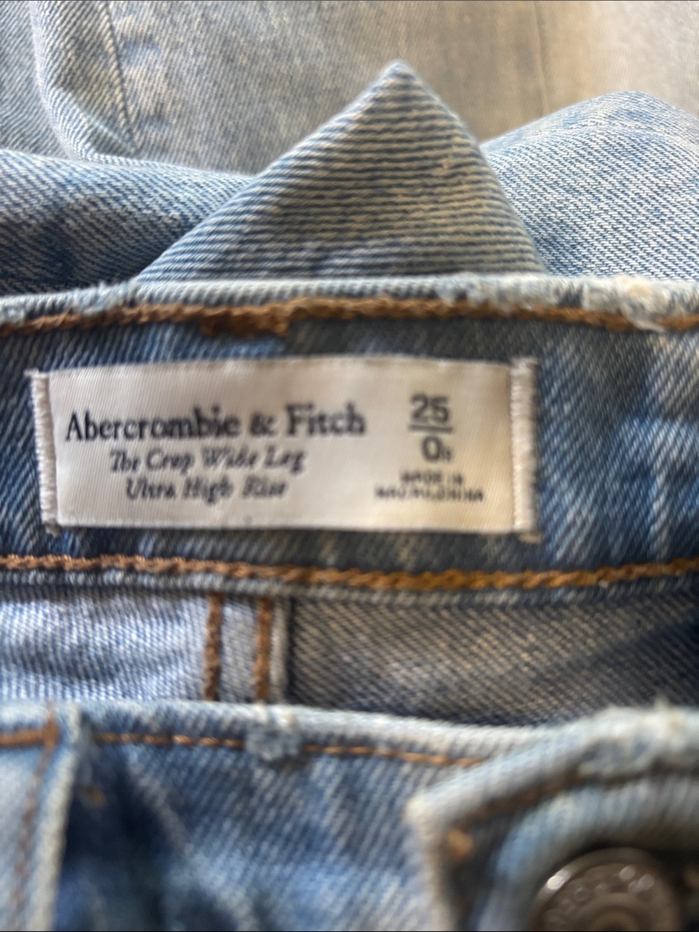Abercrombie & Fitch The Crop Wide Leg Ultra High Rise - Picture 5 of 5